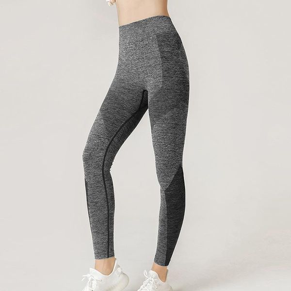 yoga outfit style no embarrassing line nude high-waist seamless pants women's sports running clothes hip-lifting fitness
yoga outfit style no embarrassing line nude high-waist seamless pants women's sports running clothes hip-lifting fitness