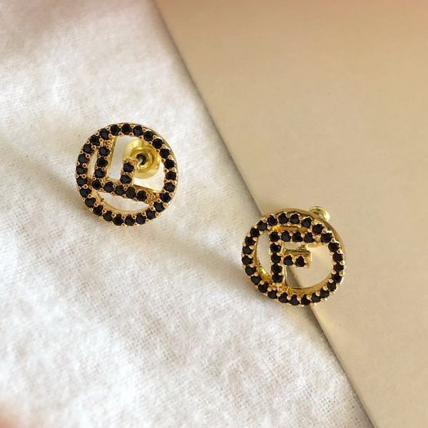 70% off luxury jewelry qingdao jewelry letter 2021 new fashion simple electroplating real gold micro inlaid zircon color drill earrings, Golden;silver
70% off luxury jewelry qingdao jewelry letter 2021 new fashion simple electroplating real gold micro inlaid zircon color drill earrings, Golden;silver