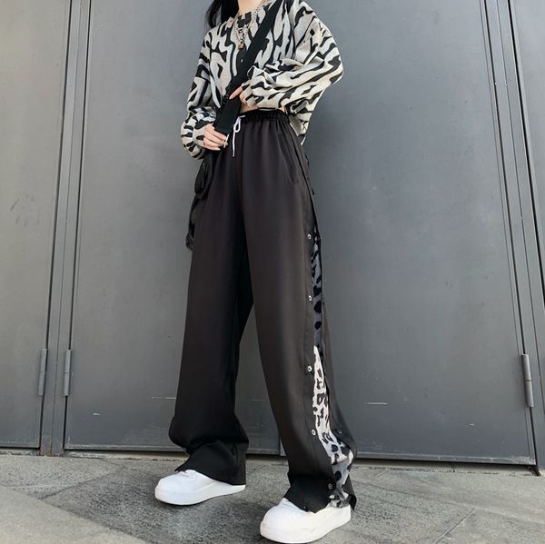 capris women's trousers fall and winter tend harajuku black button high street loose straight leg casual pants woman, Black;white
capris women's trousers fall and winter tend harajuku black button high street loose straight leg casual pants woman, Black;white