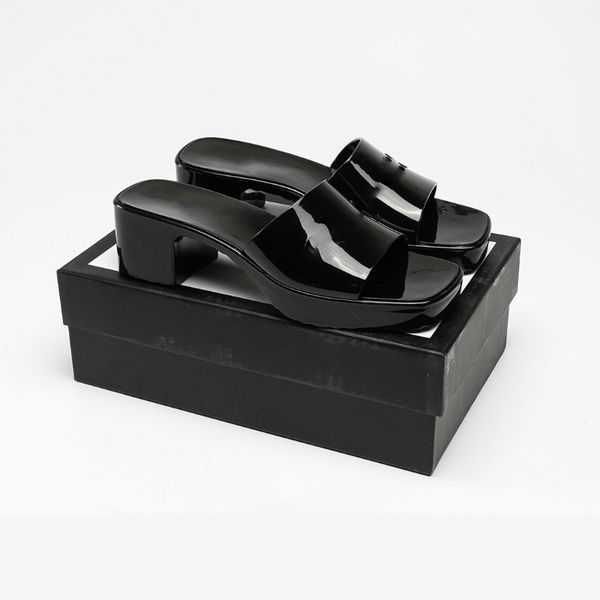 women slippers high heels rubber slide sandal black white yellow red blue pink green platform slipper chunky 2.4 heel height shoes
women slippers high heels rubber slide sandal black white yellow red blue pink green platform slipper chunky 2.4 heel height shoes