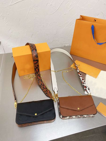 2021 ladies fashion trend chain bag designer classic luxury portable messenger single shoulder three-in-one style
2021 ladies fashion trend chain bag designer classic luxury portable messenger single shoulder three-in-one style