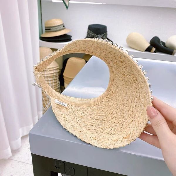 empty net red same diamond temperament celebrity empty sunscreen sunshade hat, Black;white
empty net red same diamond temperament celebrity empty sunscreen sunshade hat, Black;white
