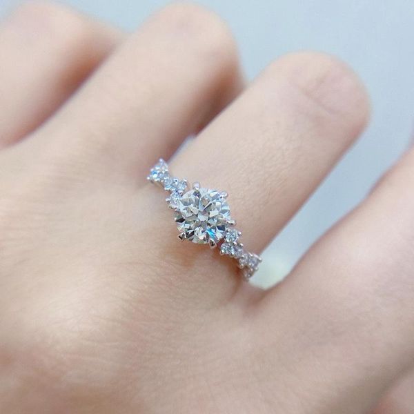 wedding rings luxury silver color bright zircon ring for women charm delicate engagement lover copper jewelry, Slivery;golden
wedding rings luxury silver color bright zircon ring for women charm delicate engagement lover copper jewelry, Slivery;golden