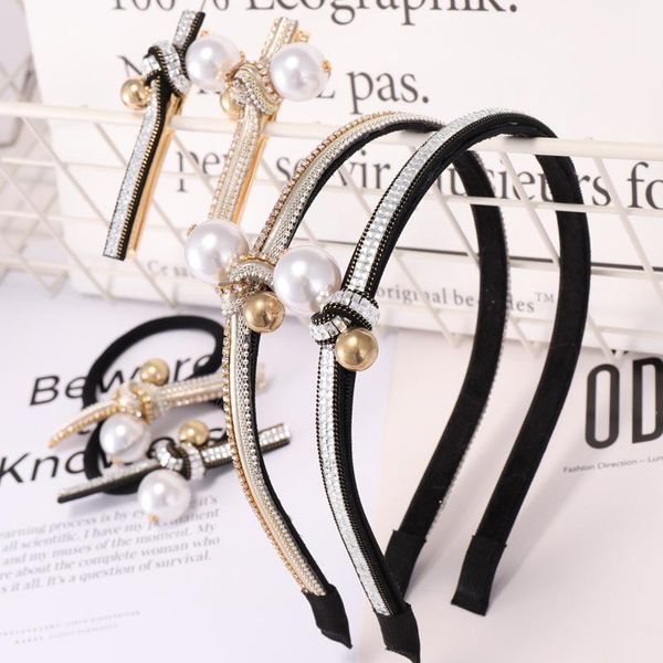 stamping pearl crystal headband for women simple knotted female hairband fashion headwear girls hair accessories c1201
stamping pearl crystal headband for women simple knotted female hairband fashion headwear girls hair accessories c1201