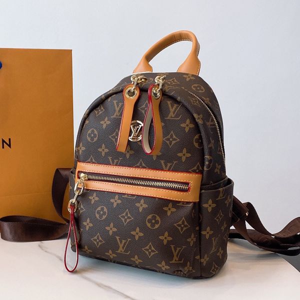 luxurys designers bags women tote brand letter embossing genuine leather backpack style with original dust bag 05
luxurys designers bags women tote brand letter embossing genuine leather backpack style with original dust bag 05