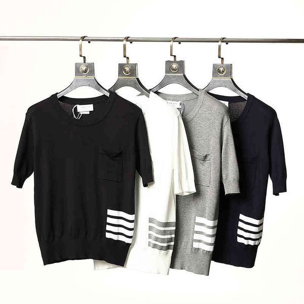 hip hop thom brun new tb yarn dyed red white blue four bar knitted short sleeve summer stripe t-shirt designer browne, White;black
hip hop thom brun new tb yarn dyed red white blue four bar knitted short sleeve summer stripe t-shirt designer browne, White;black