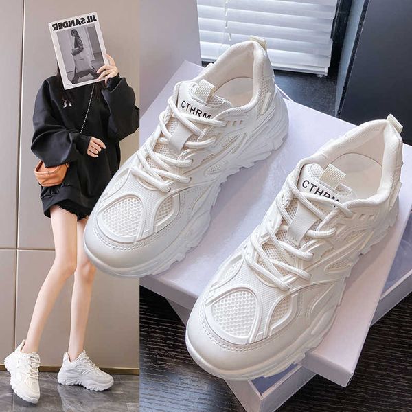 thick soled dad sho women 2021 autumn street shooting 's breathable leisure sports small white 
thick soled dad sho women 2021 autumn street shooting 's breathable leisure sports small white