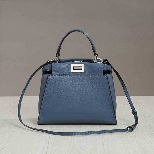 hanghhangbag luxury designer fashion hand handbag handbags backpack wallet purse shoulder crossbody tote bags mini bag stitched leather
hanghhangbag luxury designer fashion hand handbag handbags backpack wallet purse shoulder crossbody tote bags mini bag stitched leather
