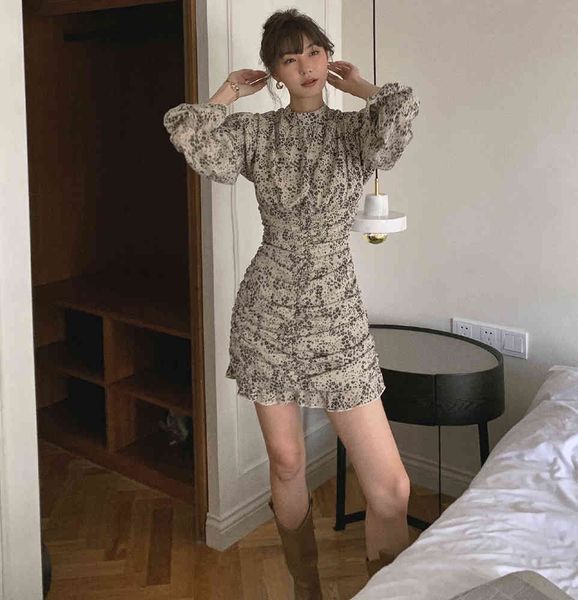 dress to shoot spring and autumn hepburn small wind dressed in broken flower tight hip temperament long slee, Black;gray
dress to shoot spring and autumn hepburn small wind dressed in broken flower tight hip temperament long slee, Black;gray