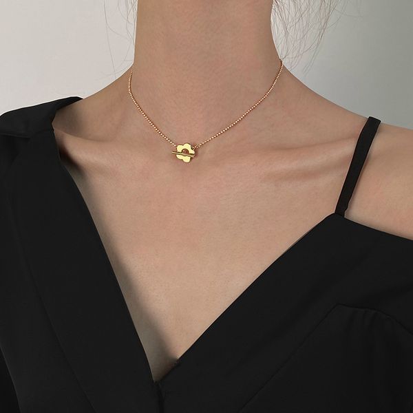 genuine gold electroplated flower necklace south designer east gate versatile temperament daisy clavicle chain shorts fashion new neckwear, Black
genuine gold electroplated flower necklace south designer east gate versatile temperament daisy clavicle chain shorts fashion new neckwear, Black