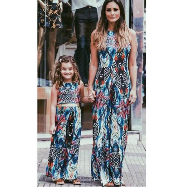 fashion mother daughter bohemia dress summer family clothes women girls floral printing beach matching outfits, Blue
fashion mother daughter bohemia dress summer family clothes women girls floral printing beach matching outfits, Blue