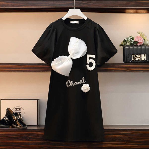 4xl plus size women letter beading dress summer short sleeve o neck bow black mini female dresses vestido robe 210604, Black;gray
4xl plus size women letter beading dress summer short sleeve o neck bow black mini female dresses vestido robe 210604, Black;gray