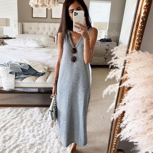 casual dresses 2021 women summer loose dress adults sleeveless solid color v-neck one-piece long midi ladies holiday sundress, Black;gray
casual dresses 2021 women summer loose dress adults sleeveless solid color v-neck one-piece long midi ladies holiday sundress, Black;gray