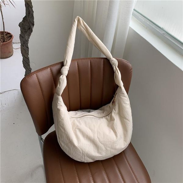 totes 2021 casual women shoulder bags embroidered chest bag large-capacity messenger fashionable dumpling bun bolsa feminina
totes 2021 casual women shoulder bags embroidered chest bag large-capacity messenger fashionable dumpling bun bolsa feminina