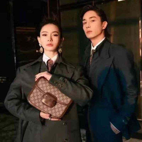 factory outlet luxury handbags and storage bags 2021 new ni xiao zhan qi wei star same 1955 buckle saddle bag retro net red fashion wom
factory outlet luxury handbags and storage bags 2021 new ni xiao zhan qi wei star same 1955 buckle saddle bag retro net red fashion wom