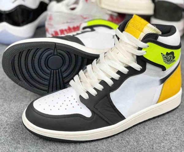 2022 release authentic 1 high og volt gold leather white university black men women athletic shoes sports sneakers with box
2022 release authentic 1 high og volt gold leather white university black men women athletic shoes sports sneakers with box