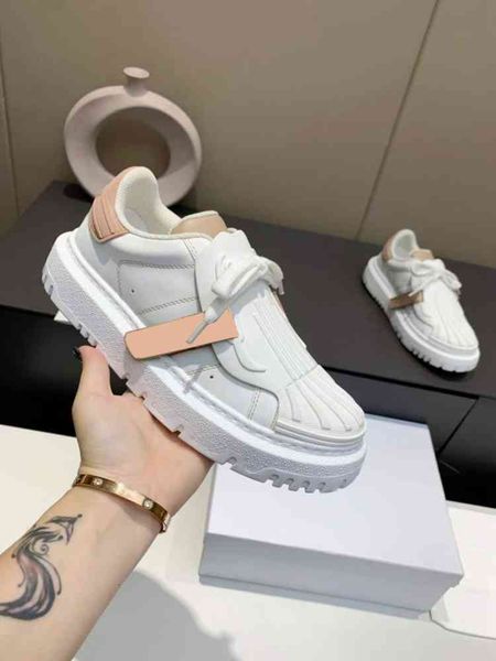 designer classical casual shoe sneakers men shoes black sneaker chaussures quaity est brazil linling2021/22
designer classical casual shoe sneakers men shoes black sneaker chaussures quaity est brazil linling2021/22