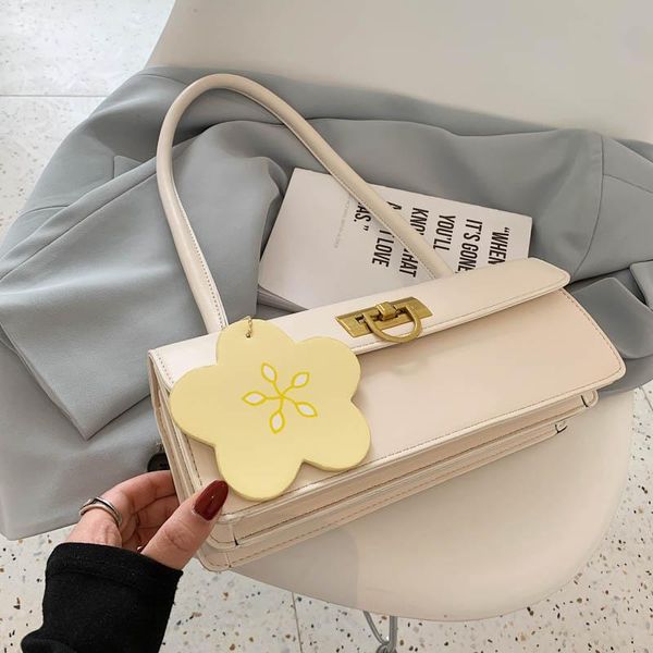 evening bags 2021 exquisite shopping bag retro casual women totes shoulder female leather solid color chain handbag for
evening bags 2021 exquisite shopping bag retro casual women totes shoulder female leather solid color chain handbag for