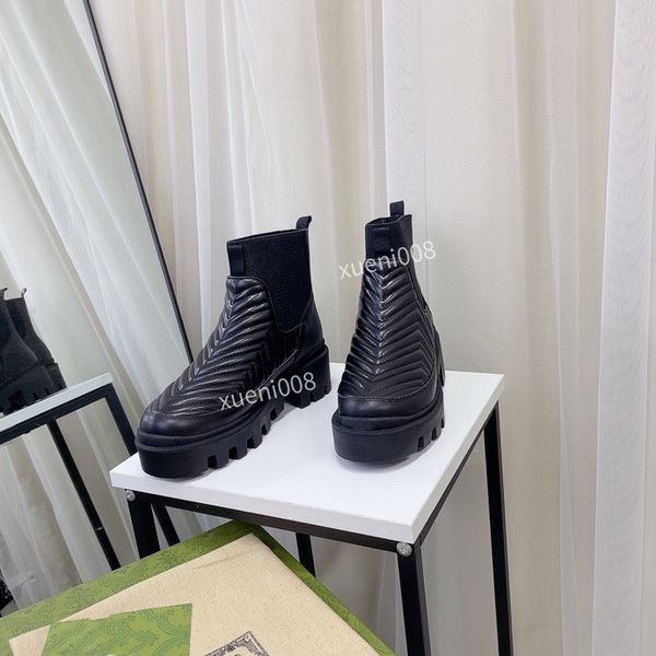 womens designer boots 35-41 leather martin ankle chaelsea boot fashion non-slip wave colored rubber outsole elastic webbing ly211203, Black
womens designer boots 35-41 leather martin ankle chaelsea boot fashion non-slip wave colored rubber outsole elastic webbing ly211203, Black