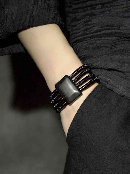 qu weihua red sandalwood black men's bracelet personality daily wide jewelry women's, Golden;silver
qu weihua red sandalwood black men's bracelet personality daily wide jewelry women's, Golden;silver