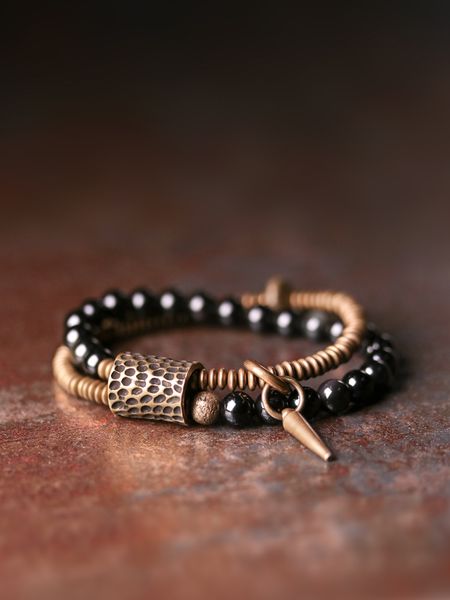 qu weihua personality band eye obsidian beads bracelet female mixed with copper design men's fashion, Golden;silver
qu weihua personality band eye obsidian beads bracelet female mixed with copper design men's fashion, Golden;silver