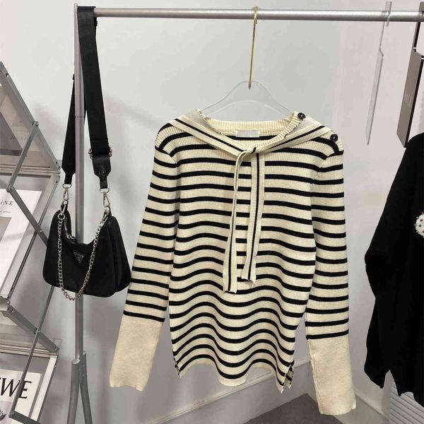 21 autumn tide brand navy super cute striped shawl detachable pullover sweater sweater, White;black
21 autumn tide brand navy super cute striped shawl detachable pullover sweater sweater, White;black