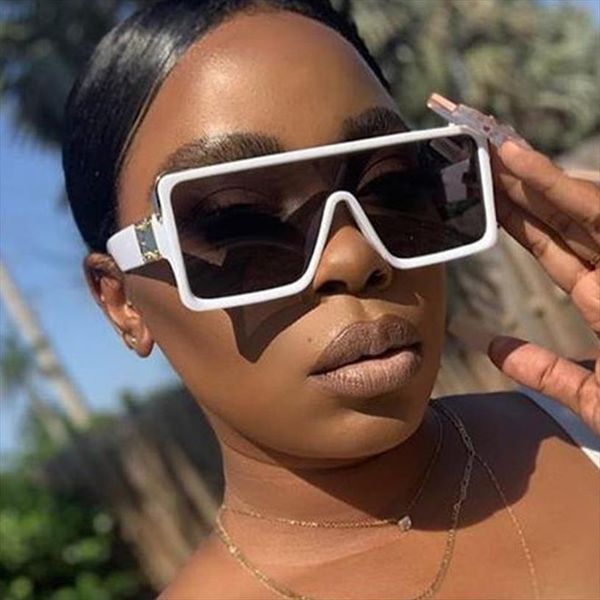 oversized square black womens sunglasses trend brand gradient shades for men vintage retro woman, White;black
oversized square black womens sunglasses trend brand gradient shades for men vintage retro woman, White;black