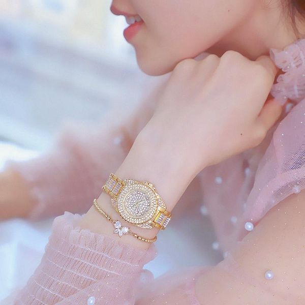 wristwatches korean-style full diamond chain women's watch gold lucury women fashion bracelet 2021 gift for wife, Slivery;brown
wristwatches korean-style full diamond chain women's watch gold lucury women fashion bracelet 2021 gift for wife, Slivery;brown