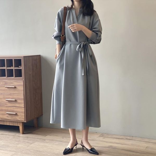 casual dresses office lady elegant simple solid dress for women v-neck long sleeve belt slim female robe 2021 fall chic temperament vestidos, Black;gray
casual dresses office lady elegant simple solid dress for women v-neck long sleeve belt slim female robe 2021 fall chic temperament vestidos, Black;gray