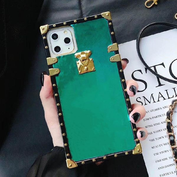 Fashion Designer Phone Cases for iphone 15 15pro 14 14pro 13 13pro 12 pro max 11 XR XS Deluxe Embossed Colorful Leather Cellphone Case, Brown big flower-l.letters
Fashion Designer Phone Cases for iphone 15 15pro 14 14pro 13 13pro 12 pro max 11 XR XS Deluxe Embossed Colorful Leather Cellphone Case, Brown big flower-l.letters