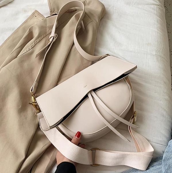 evening bags vintage fashion female tote bag 2021 pu leather women's designer handbag casual shoulder messenger purses
evening bags vintage fashion female tote bag 2021 pu leather women's designer handbag casual shoulder messenger purses