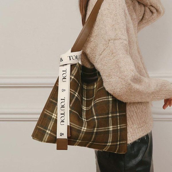 evening bags firmran toutou winter plaid quality soft corduroy all-match large-capacity woman's shoulder big tote shopper girl school b
evening bags firmran toutou winter plaid quality soft corduroy all-match large-capacity woman's shoulder big tote shopper girl school b