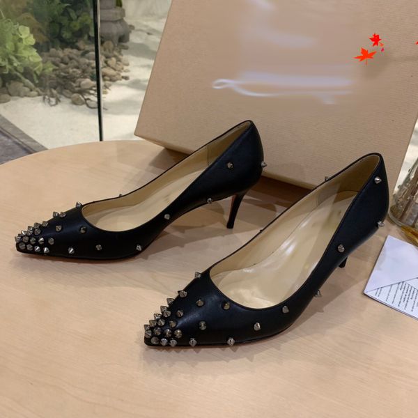 2021 good quality fashion women luxurys designers shoes designer sandals womens luxury high heels sandal dress shoess with box size 35-41 -h, Black
2021 good quality fashion women luxurys designers shoes designer sandals womens luxury high heels sandal dress shoess with box size 35-41 -h, Black