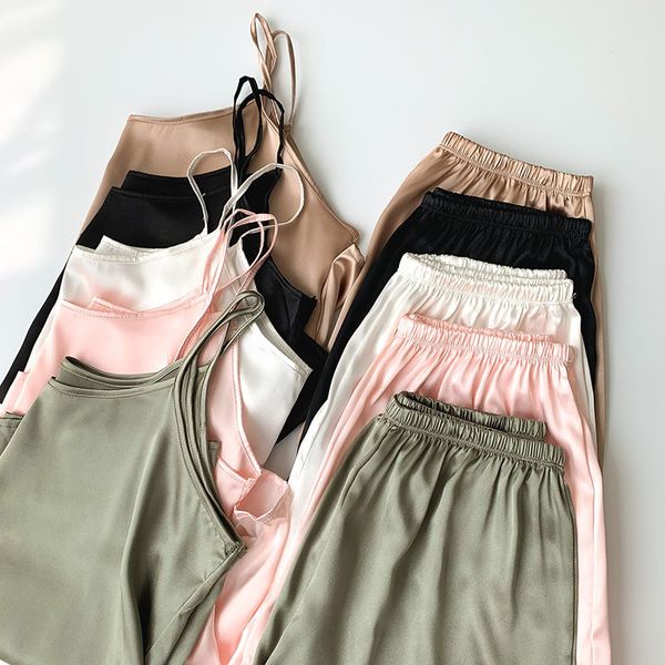 home wear pajamas two-piece set summer silk women's korean suspender with shorts two piece suit sleep 210420, Black;red
home wear pajamas two-piece set summer silk women's korean suspender with shorts two piece suit sleep 210420, Black;red