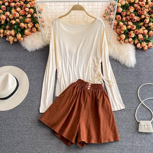 women's tracksuits long sleeve loose sunscreen shirt two piece suit 2021 summer high waist wide leg pleated pants shorts suits, Gray
women's tracksuits long sleeve loose sunscreen shirt two piece suit 2021 summer high waist wide leg pleated pants shorts suits, Gray