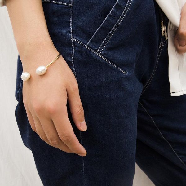 charm bracelets 2021 baroque irregular imitation pearls gold metal link chain for women girl summer party jewelry, Golden;silver
charm bracelets 2021 baroque irregular imitation pearls gold metal link chain for women girl summer party jewelry, Golden;silver
