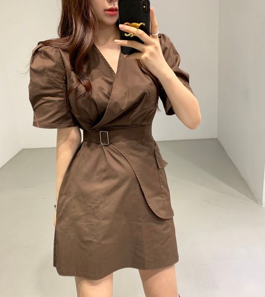 casual dresses new 2021 women's summer temperament bandge v-neck high waist fake two pieces puff sleeve lace up vintage mini dress, Black;gray
casual dresses new 2021 women's summer temperament bandge v-neck high waist fake two pieces puff sleeve lace up vintage mini dress, Black;gray