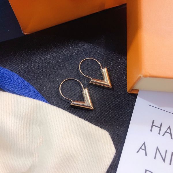 stainless steel fashion t ear stud jewelry heart-shaped pendant earrings love earrings for women's party wedding, Golden;silver
stainless steel fashion t ear stud jewelry heart-shaped pendant earrings love earrings for women's party wedding, Golden;silver