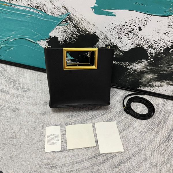 new double f handbag designer shopping bag woman cowhide material shoulder bag party handbag diagonal wallet
new double f handbag designer shopping bag woman cowhide material shoulder bag party handbag diagonal wallet