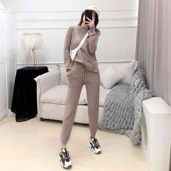 banulin women knitted tracksuit turtleneck sweater casual suit autumn winter 2 piece set knit pants sporting femme clothing 210603, White
banulin women knitted tracksuit turtleneck sweater casual suit autumn winter 2 piece set knit pants sporting femme clothing 210603, White