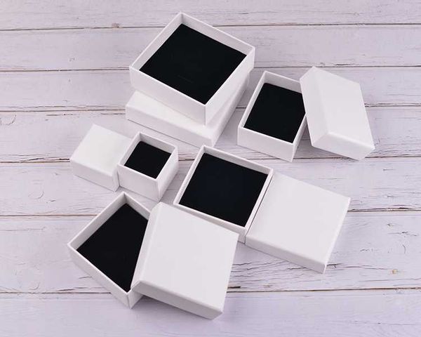 gift wrap custom logo white cardboard lid and base style small paper box package with insert
gift wrap custom logo white cardboard lid and base style small paper box package with insert