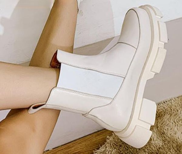 real leather women ankle boots fashion platform warm fur high heel winter shoes woman casual footwear size 35-42, Black
real leather women ankle boots fashion platform warm fur high heel winter shoes woman casual footwear size 35-42, Black