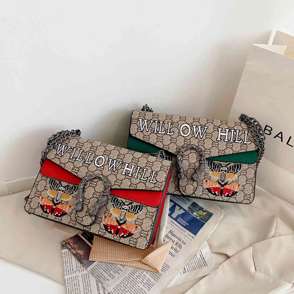 70% factory store bag 2021 korean fashion single shoulder chain ins embroidered messenger bag
70% factory store bag 2021 korean fashion single shoulder chain ins embroidered messenger bag