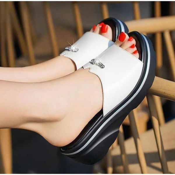 slippers 2021 women summer crystal rhinestone thick platform for girls wedges peep toe muffin bottom footwear shoes, Black
slippers 2021 women summer crystal rhinestone thick platform for girls wedges peep toe muffin bottom footwear shoes, Black