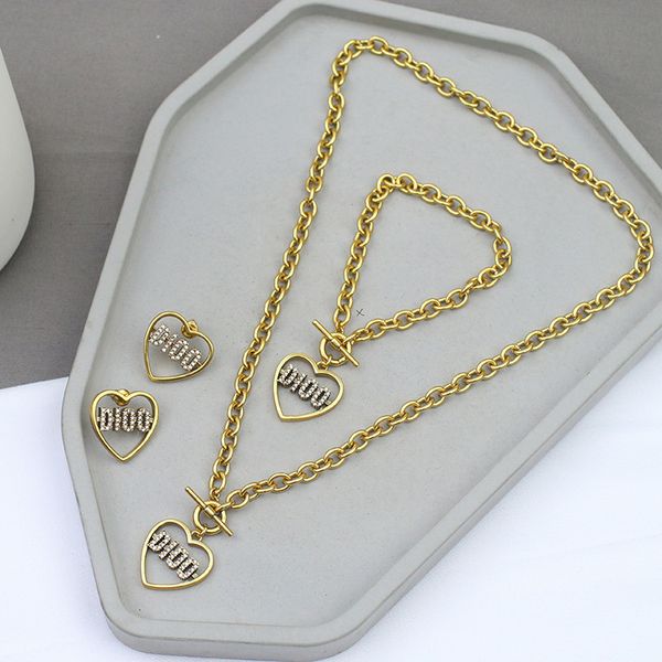 design jewelry new letters full of diamond earrings, female, net red fashion trend heart-shaped necklace bracelet, Black
design jewelry new letters full of diamond earrings, female, net red fashion trend heart-shaped necklace bracelet, Black