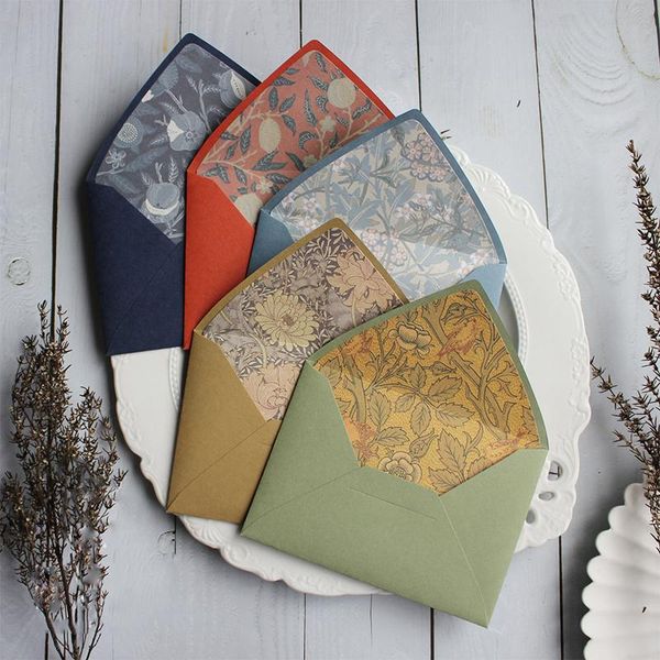 retro low saturated morandi color texture orange grass green deep light blue camel literary lining envelope gift wrap
retro low saturated morandi color texture orange grass green deep light blue camel literary lining envelope gift wrap