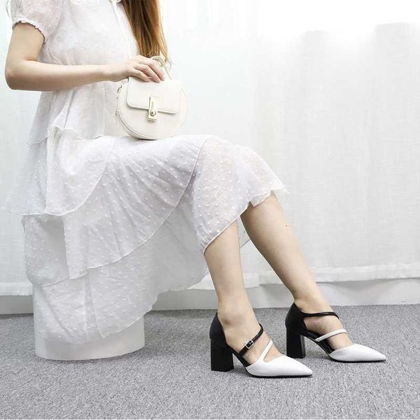 slippers luxury brand bombs high spring heels women's shoes pointed to black fashion square leather sandals 0ukx
slippers luxury brand bombs high spring heels women's shoes pointed to black fashion square leather sandals 0ukx