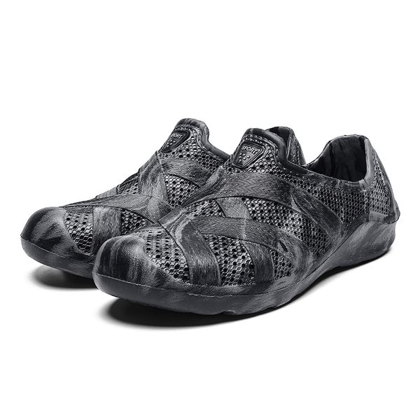 wholesale summer sandals men women walking sandy beach hole shoes lady gentlemen slippers breathable and lightweight, Black
wholesale summer sandals men women walking sandy beach hole shoes lady gentlemen slippers breathable and lightweight, Black