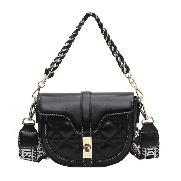 messenger bagswomen's small shoulder 2021 single fashion embroidery messenger versatile saddle bag
messenger bagswomen's small shoulder 2021 single fashion embroidery messenger versatile saddle bag