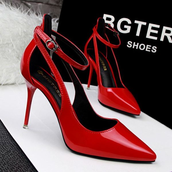 dress shoes 2981-1 fashionable and simple women's high heels, thin shallow mouth, pointed hollow single, Black
dress shoes 2981-1 fashionable and simple women's high heels, thin shallow mouth, pointed hollow single, Black